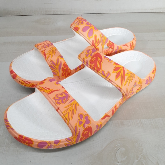Spenco Shoes - *SOLD*Spenco Floral Fusion Women's Slide Sandals Size 10 Wide